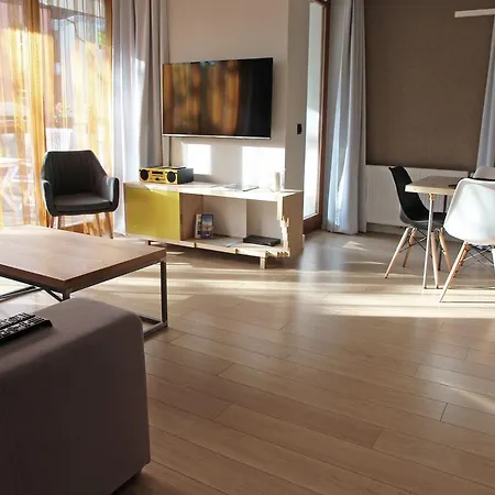 Lovesopot Luxury Terrace