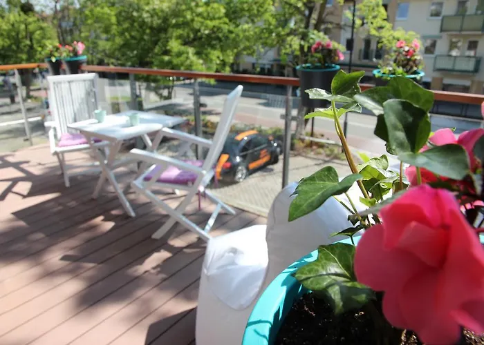 Lovesopot Luxury Terrace